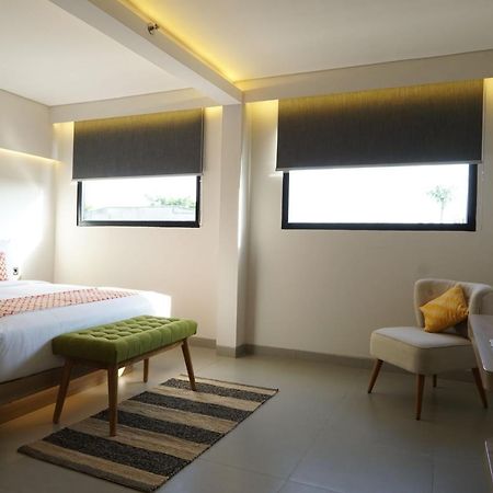 Qubika Boutique Hotel Tangerang Exterior foto