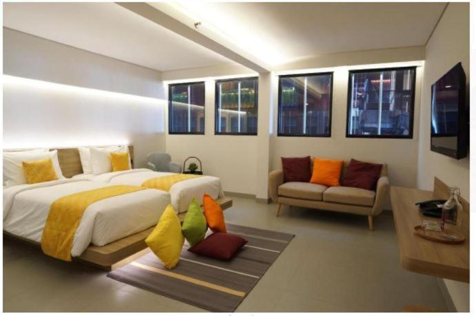 Qubika Boutique Hotel Tangerang Exterior foto